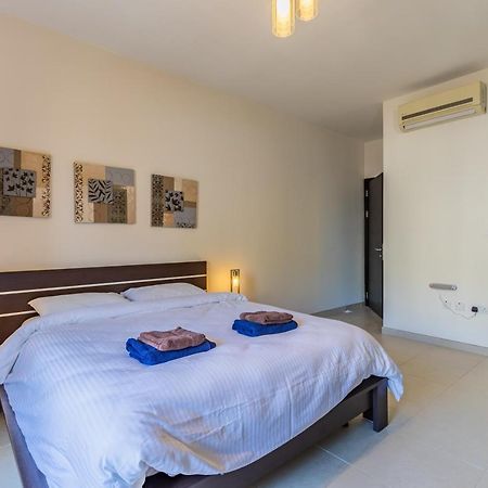 Gorgeous Two Bedroom Sea View In Marsascala Marsaskala Exterior photo